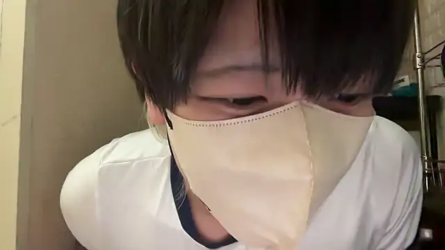 tora3220 online show from October 28, 2025, 1:43 pm