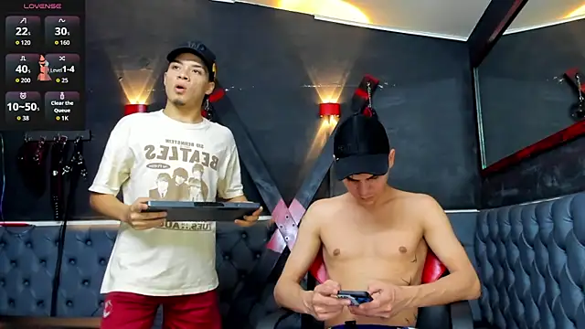 liam coleman25 online show from December 1, 2025, 4:24 am