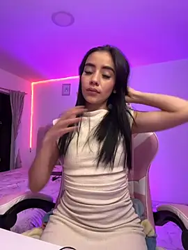 ISABELFORYOU1 online show from October 17, 2025, 3:10 am