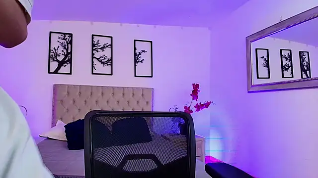 Axel Draven online show from October 10, 2025, 11:11 am