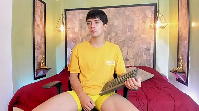 Snapshot of Axel_Draven chatting on August 8, 2026, 11:39 am Axel Draven online show from August 8, 2026, 11:39 am