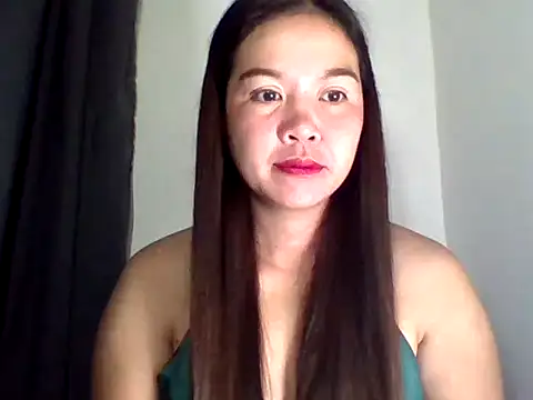 dolly jane34 online show from March 3, 2026, 8:27 pm