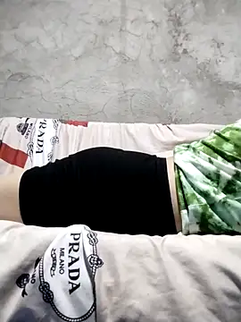 Snapshot of Ella_marie14 chatting on February 6, 2026, 9:44 pm Ella marie14 online show from February 6, 2026, 9:44 pm