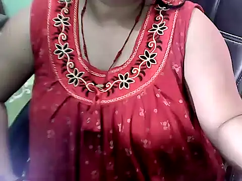 BABITA KUMARII online show from July 7, 2026, 8:56 pm