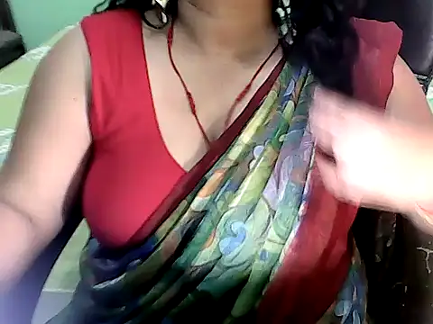 BABITA KUMARII online show from July 3, 2026, 7:53 pm
