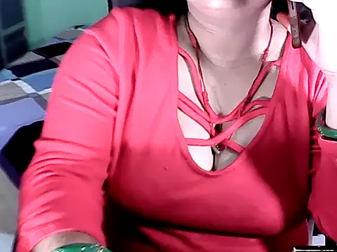 BABITA KUMARII online show from October 9, 2025, 4:07 pm