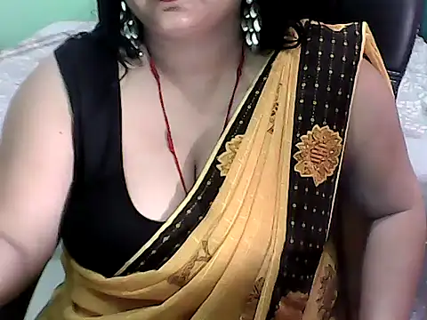 BABITA KUMARII online show from July 15, 2026, 5:31 pm