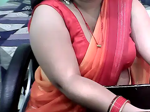 BABITA KUMARII online show from May 1, 2026, 5:18 pm