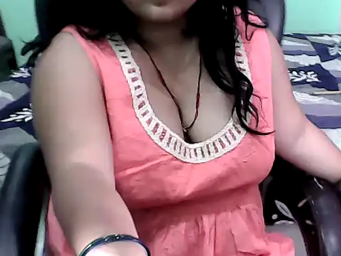 BABITA KUMARII online show from July 22, 2026, 5:26 pm