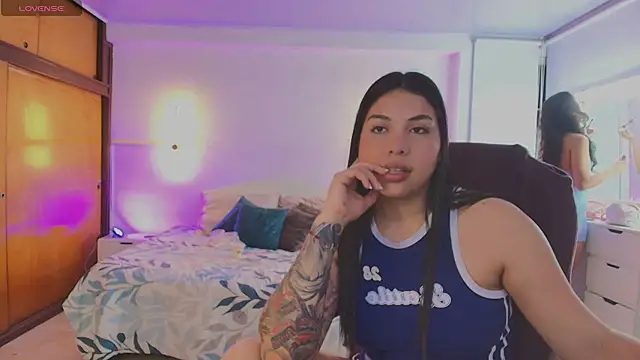 kloe28 online show from July 31, 2026, 3:28 am