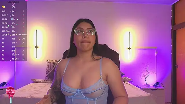 kloe28 online show from August 3, 2026, 3:58 am