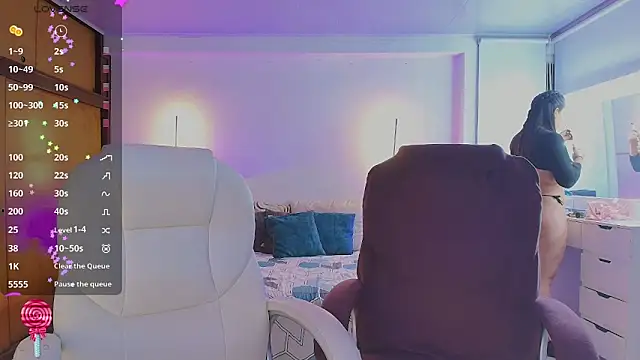 kloe28 online show from June 17, 2026, 3:28 am