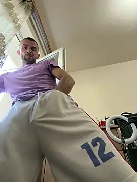 Snapshot of sexyman1936 chatting on December 15, 2025, 1:06 pm sexyman1936 online show from December 15, 2025, 1:06 pm