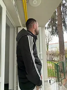 Snapshot of sexyman1936 chatting on December 5, 2025, 8:24 am sexyman1936 online show from December 5, 2025, 8:24 am