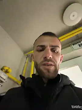 Snapshot of sexyman1936 chatting on November 28, 2025, 7:03 pm sexyman1936 online show from November 28, 2025, 7:03 pm