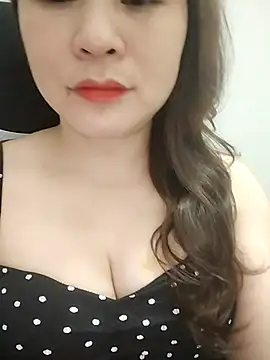 Girl Shy2000 online show from April 23, 2026, 3:13 pm