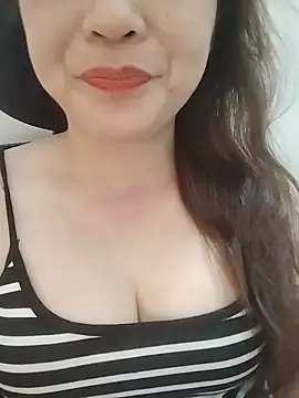 Girl Shy2000 online show from June 4, 2026, 4:39 am