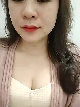 Girl Shy2000 online show from February 13, 2026, 10:21 pm