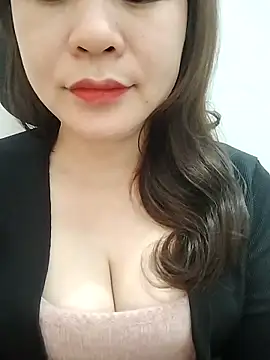 Girl Shy2000 online show from March 2, 2026, 7:59 am