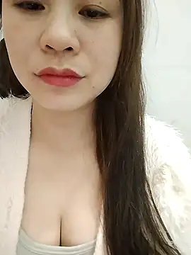 Girl Shy2000 online show from December 3, 2025, 7:08 am