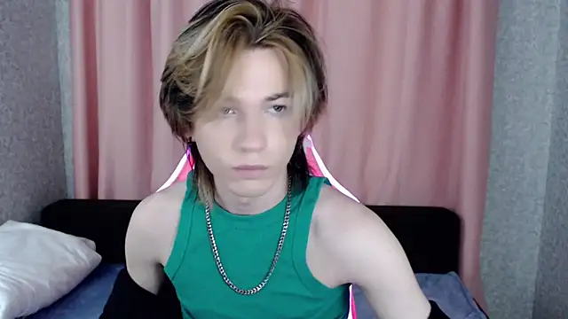 evan reinhart online show from October 5, 2025, 6:31 pm