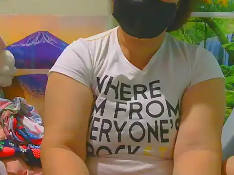 Kimkhaepretty online show from November 2, 2025, 1:38 pm