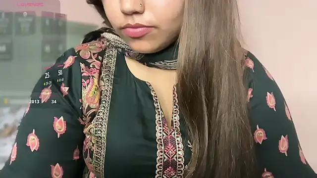 Snapshot of Miss_Rose__ chatting on July 11, 2026, 5:46 pm Miss Rose online show from July 11, 2026, 5:46 pm