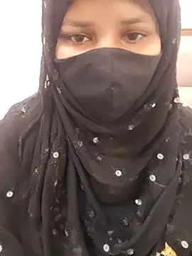 Miss Rose   online show from November 10, 2025, 6:07 am