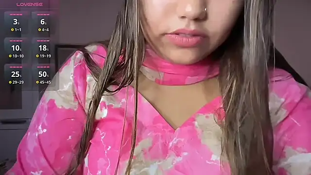 Snapshot of Miss_Rose__ chatting on July 12, 2026, 6:25 am Miss Rose online show from July 12, 2026, 6:25 am