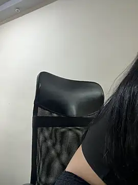 EmmaBlossom online show from June 15, 2026, 11:54 am