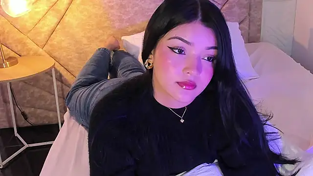 EmmaBlossom online show from March 11, 2026, 1:38 pm