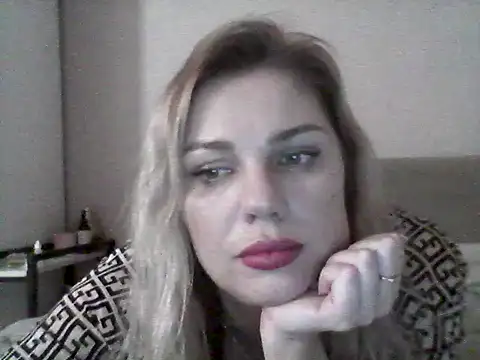 Moniraya online show from December 1, 2025, 1:01 pm