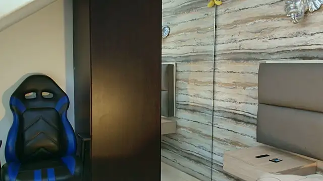 Lovers 21 online show from January 13, 2026, 3:43 am