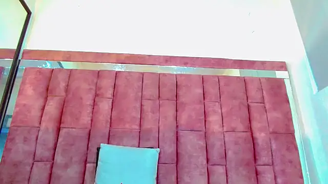 Snapshot of katherine_x1 chatting on November 25, 2025, 4:13 am katherine x1 online show from November 25, 2025, 4:13 am