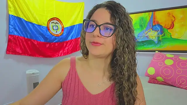 katiaa lovv online show from June 29, 2026, 12:05 pm