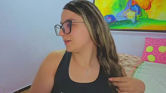 katiaa lovv online show from July 20, 2026, 3:47 am