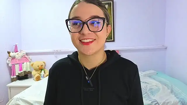 katiaa lovv online show from November 15, 2025, 11:58 am