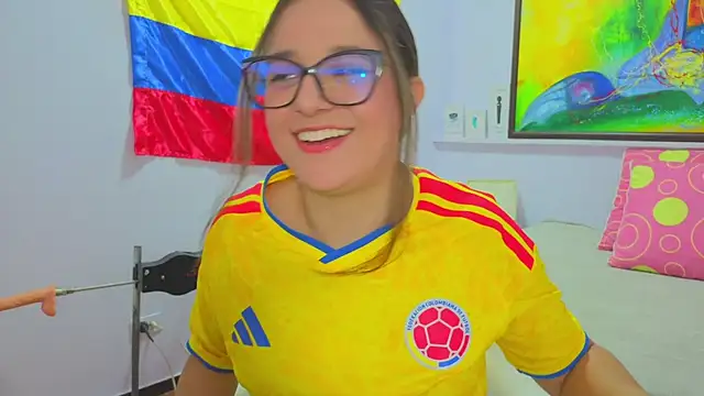 katiaa lovv online show from July 4, 2026, 3:13 am