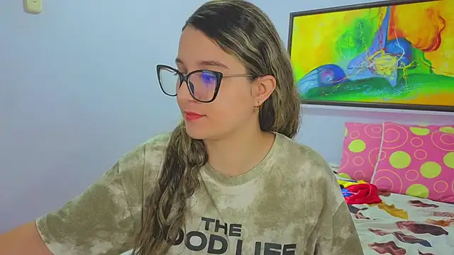 katiaa lovv online show from June 18, 2026, 12:10 pm
