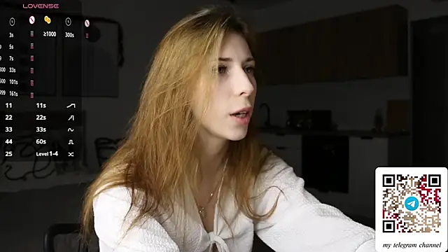 magnificent Destiny online show from December 19, 2025, 1:24 pm