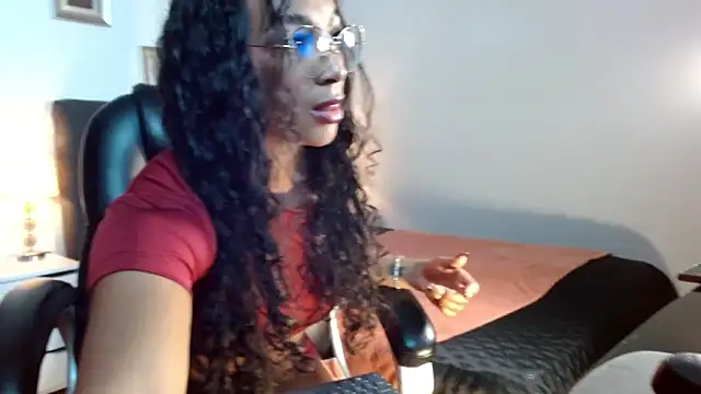 SashaBowei online show from October 10, 2025, 1:17 am