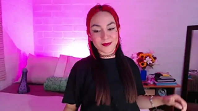 Snapshot of Amy66 chatting on April 7, 2026, 6:37 am Amy66 online show from April 7, 2026, 6:37 am