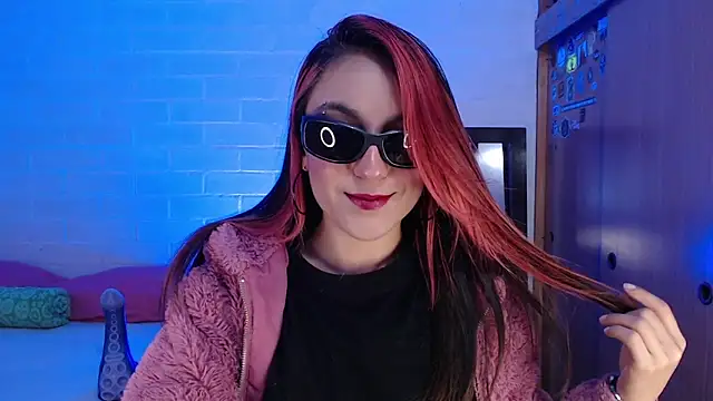 Snapshot of Amy66 chatting on March 3, 2026, 12:12 pm Amy66 online show from March 3, 2026, 12:12 pm