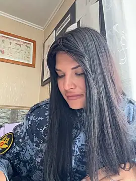 Snapshot of Alina_XXXX_ chatting on April 20, 2026, 7:55 am Alina XXXX online show from April 20, 2026, 7:55 am
