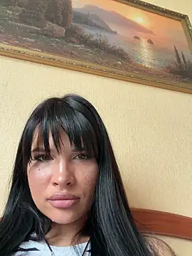 Snapshot of Alina_XXXX_ chatting on May 11, 2026, 2:40 pm Alina XXXX online show from May 11, 2026, 2:40 pm