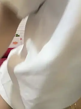 Quynhbabysexy online show from July 28, 2026, 2:13 pm