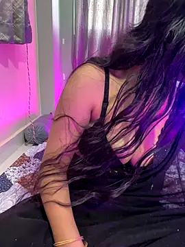 Lisa afreen online show from October 27, 2025, 2:56 am