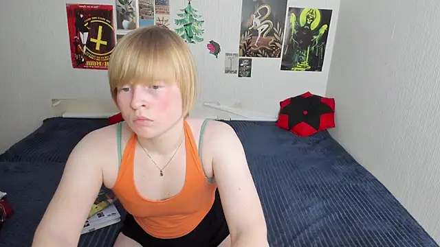 Cattie w  online show from March 16, 2026, 1:13 am