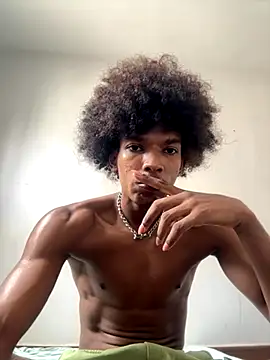 Jronlinejr-05 online show from November 4, 2025, 4:33 pm