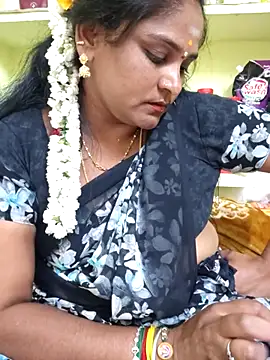 navyasree143 online show from February 10, 2026, 2:05 pm